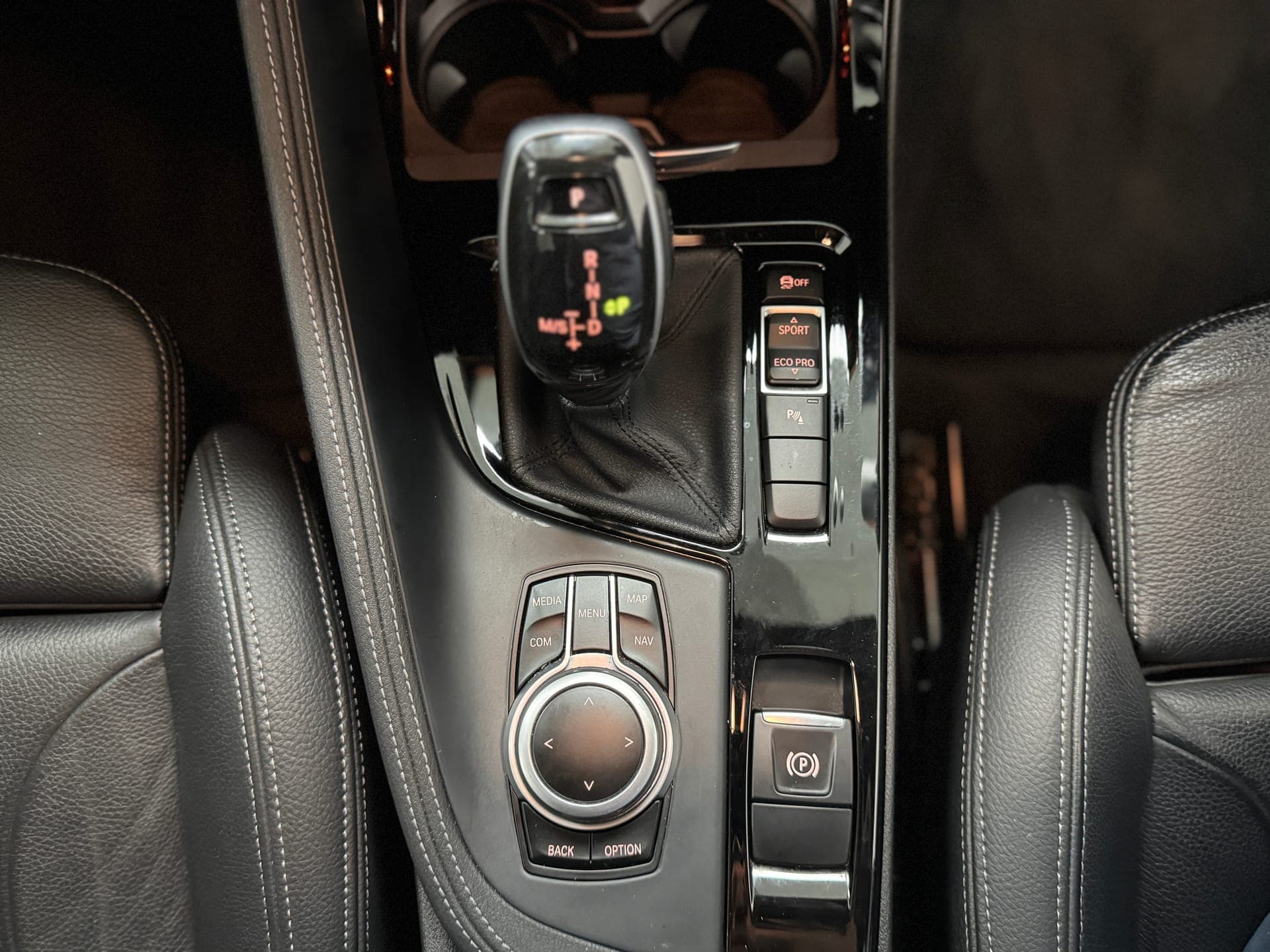 2020 BMW X2 sDRIVE18i F39 in Grey — photo 19