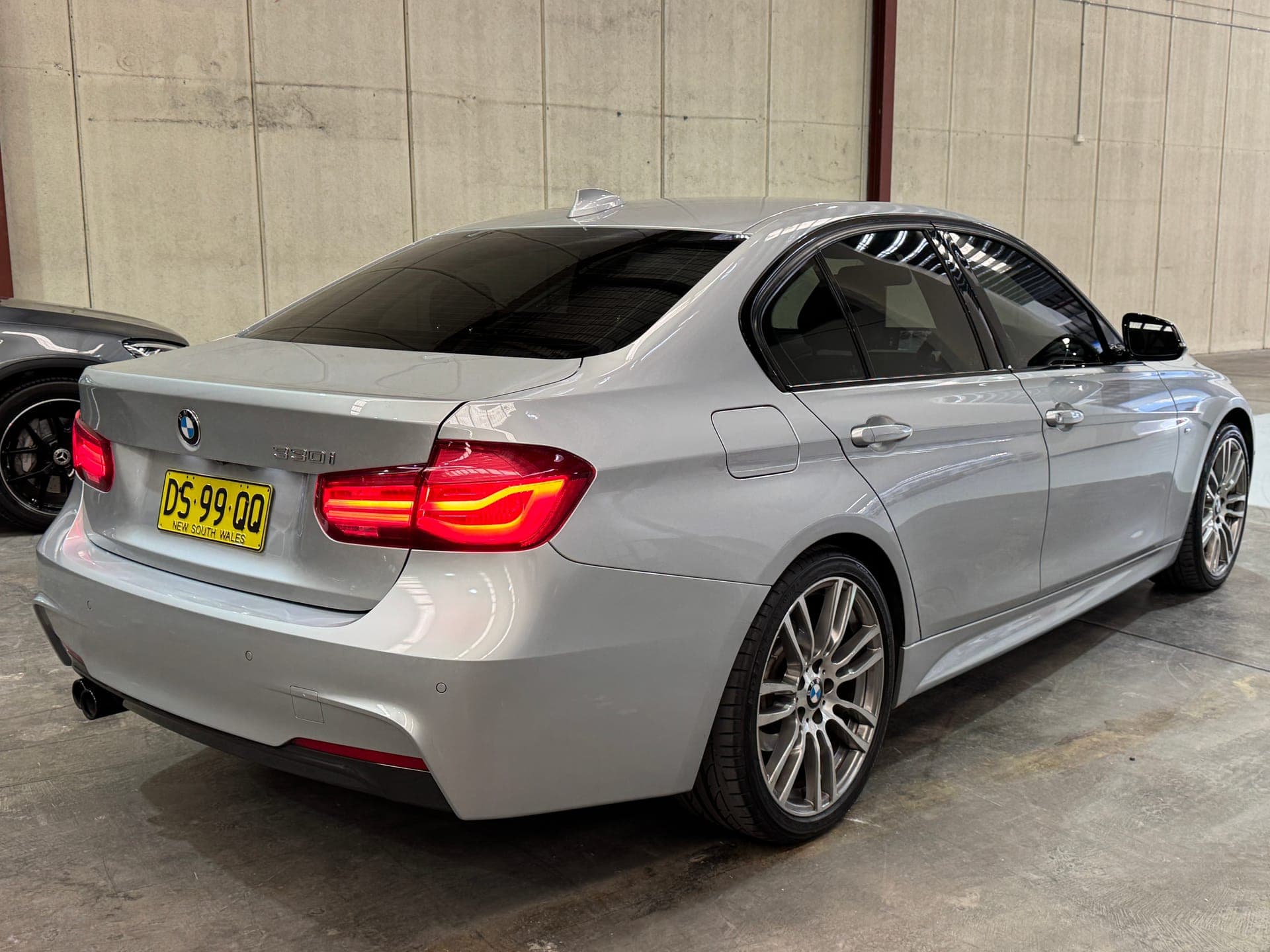2018 BMW 3 Series 330i M Sport F30 LCI in Silver — infotainment