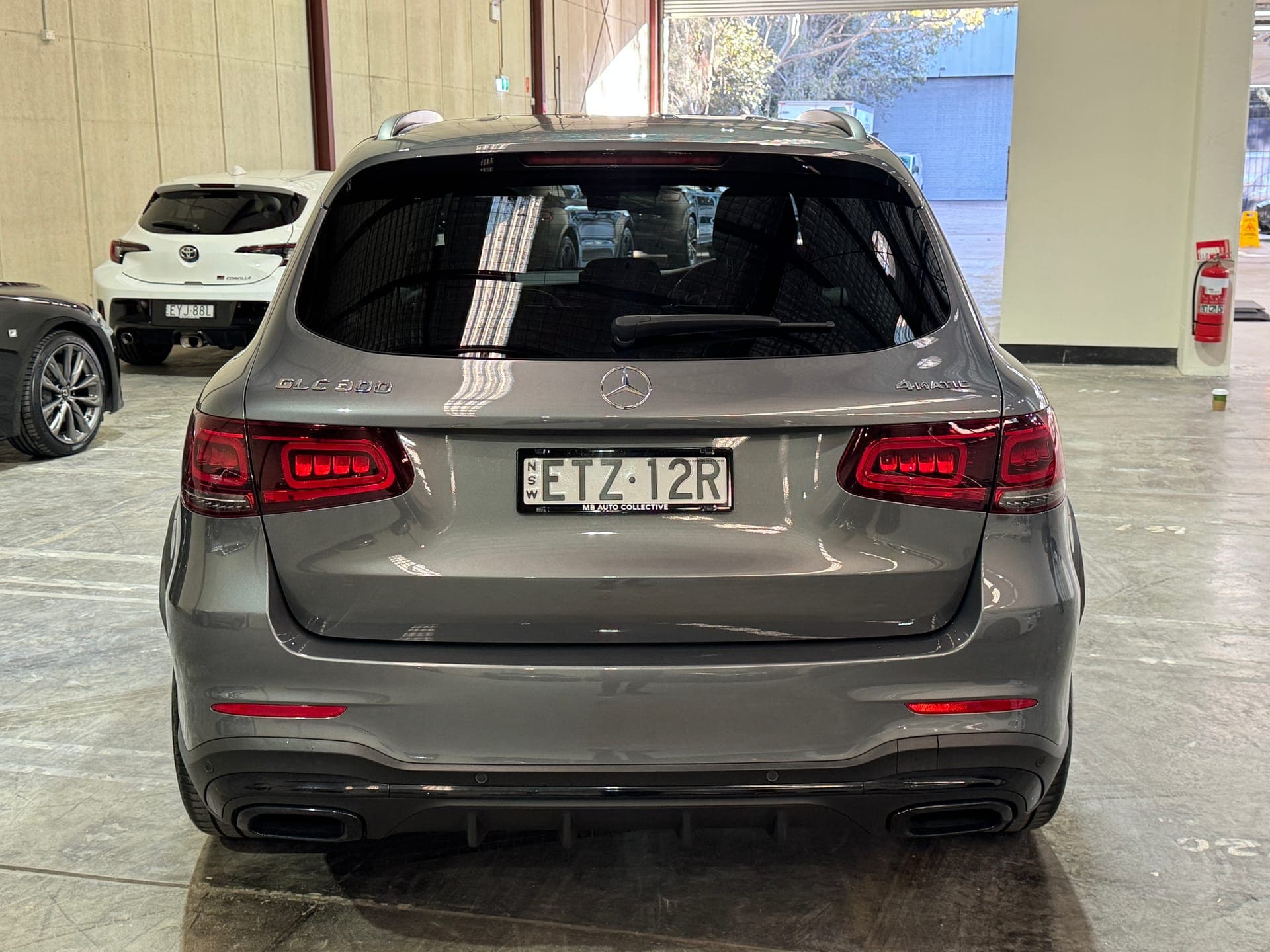 2022 Mercedes-Benz GLC 300 4MATIC in Grey — infotainment
