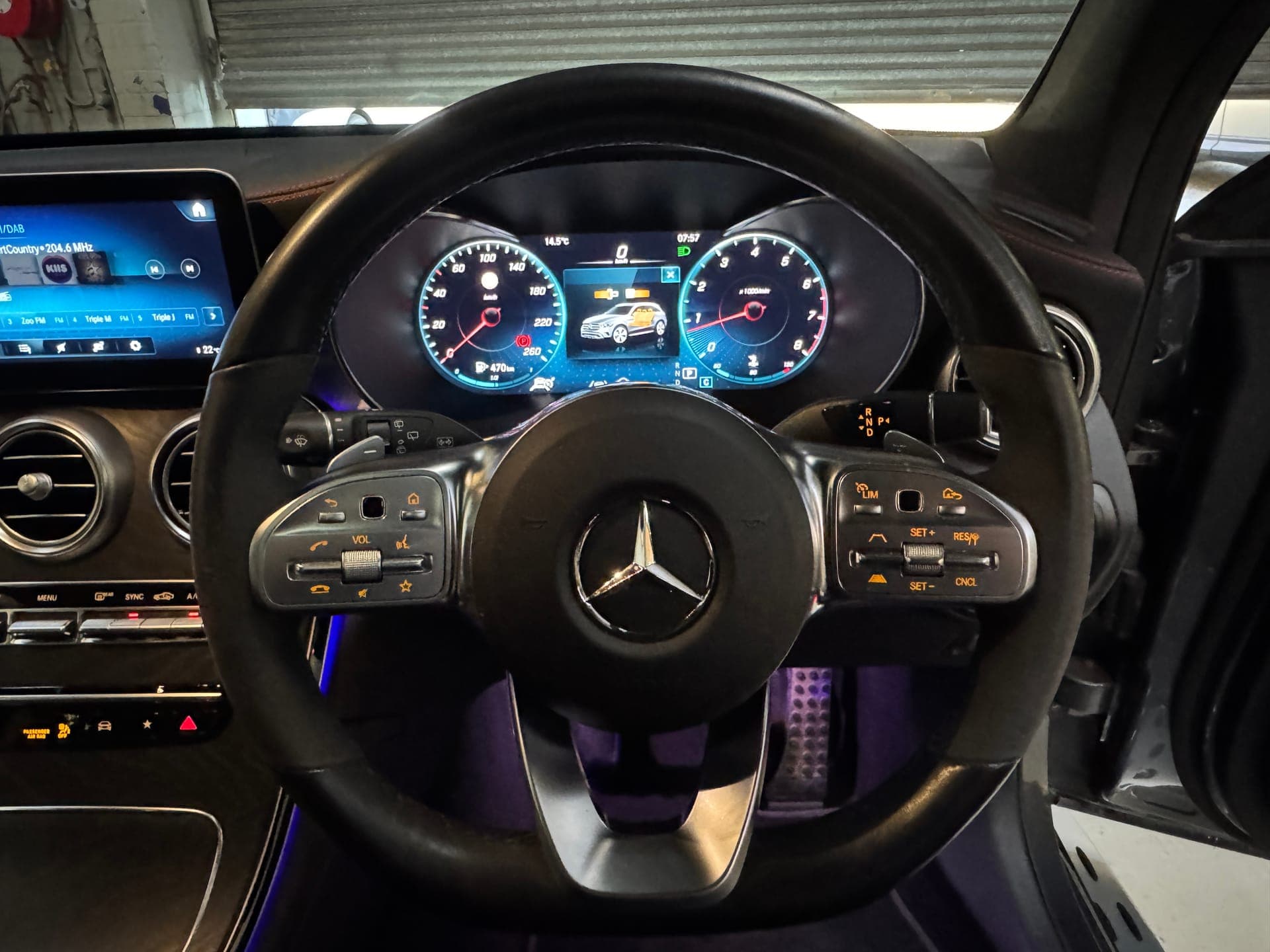 2022 Mercedes-Benz GLC 300 4MATIC in Grey — photo 17