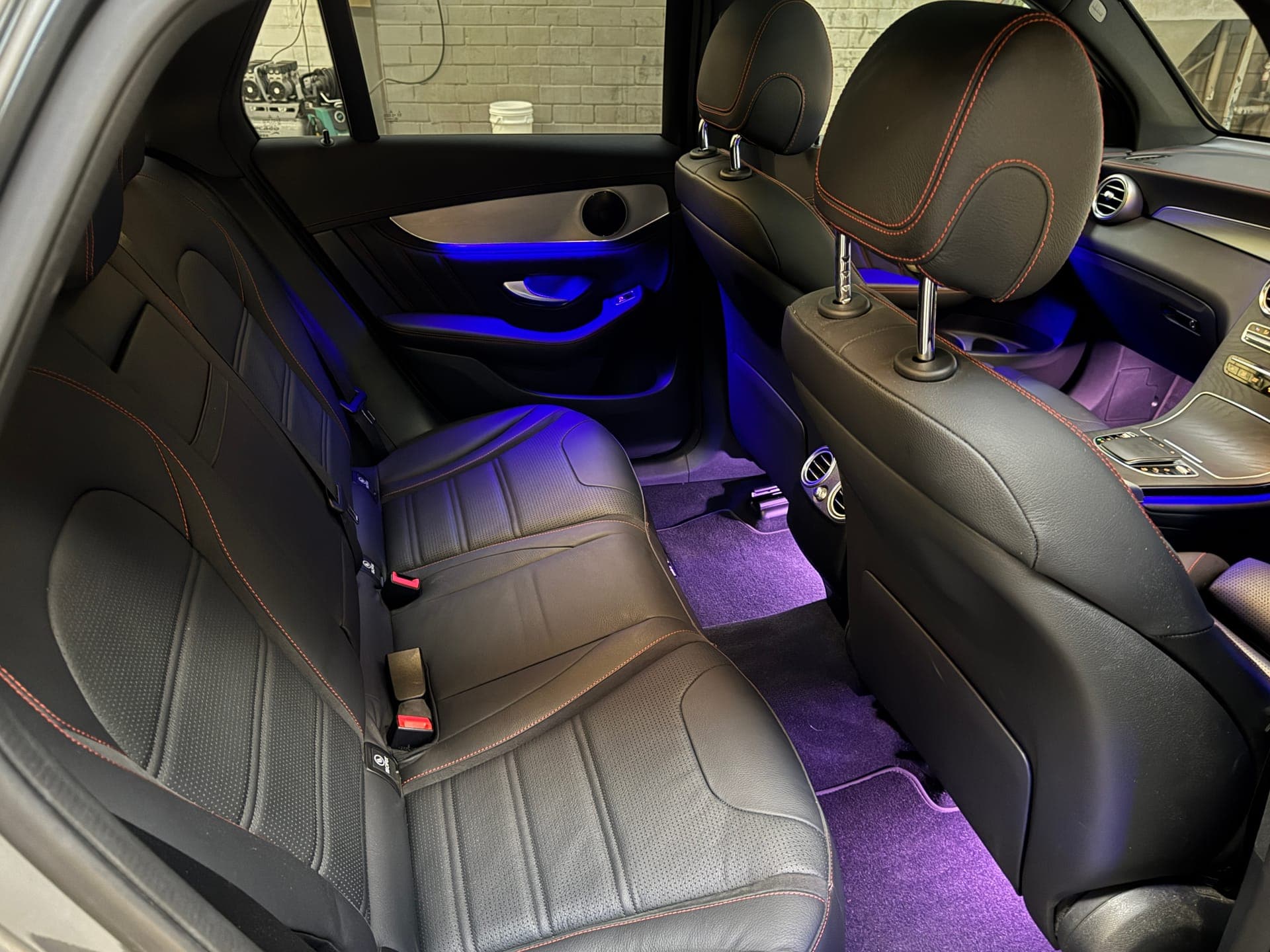 2022 Mercedes-Benz GLC 300 4MATIC in Grey — photo 22