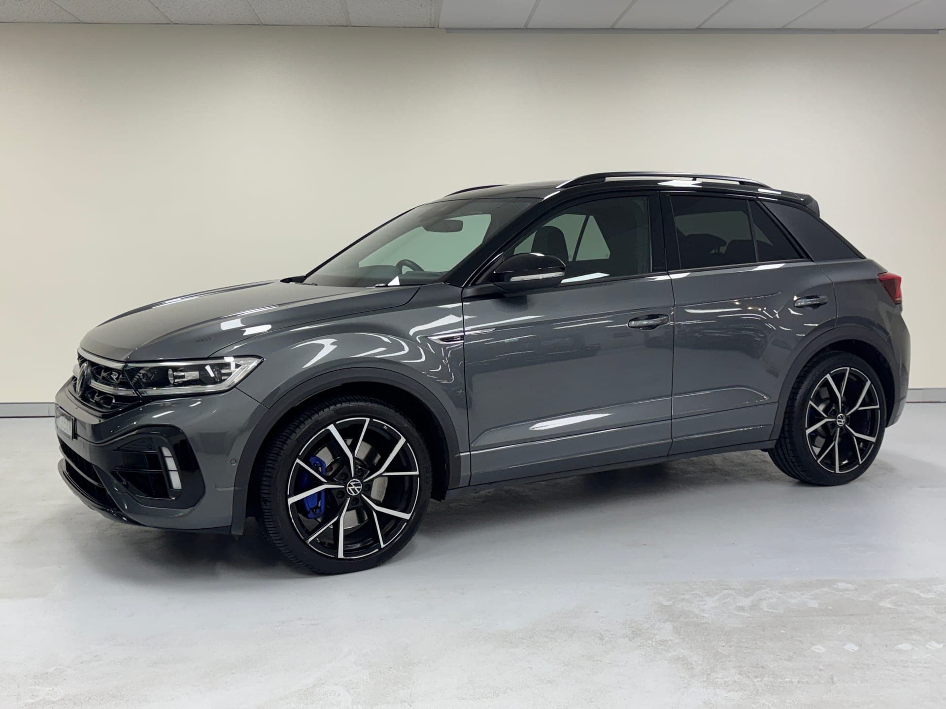 2023 Volkswagen T-ROC R D1 MY23 Update in Grey — exterior rear