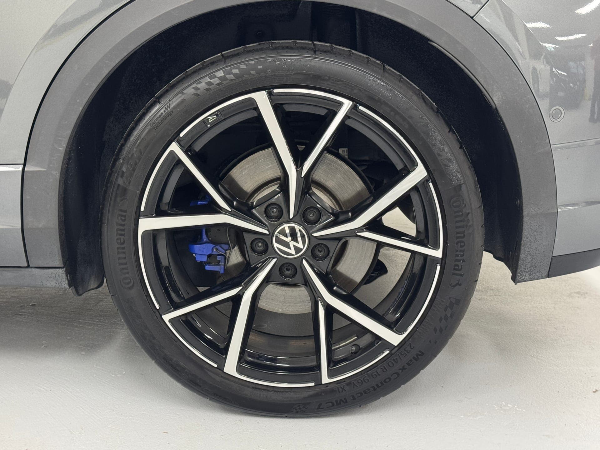 2023 Volkswagen T-ROC R D1 MY23 Update in Grey — boot