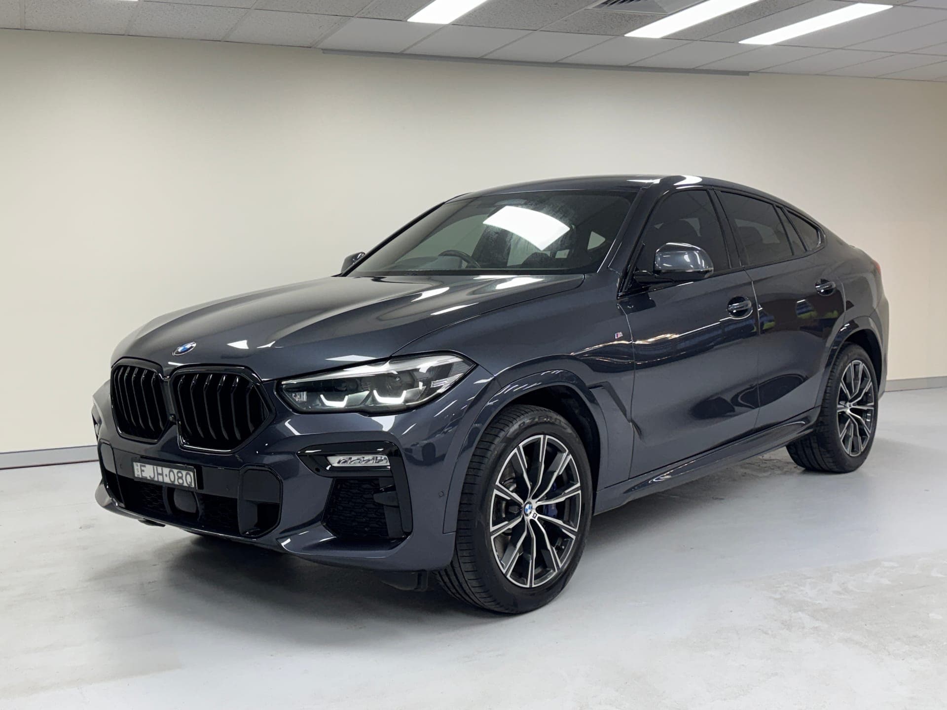 2020 BMW X6 xDrive30d M Sport G06 in Grey