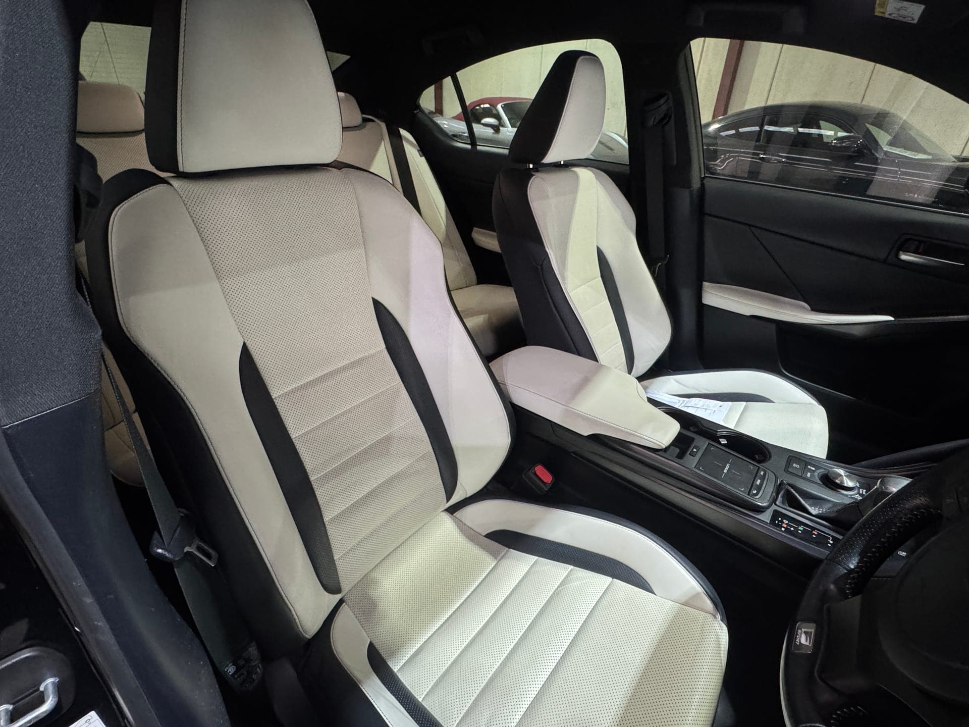2021 Lexus IS300 F SPORT in Black — photo 13
