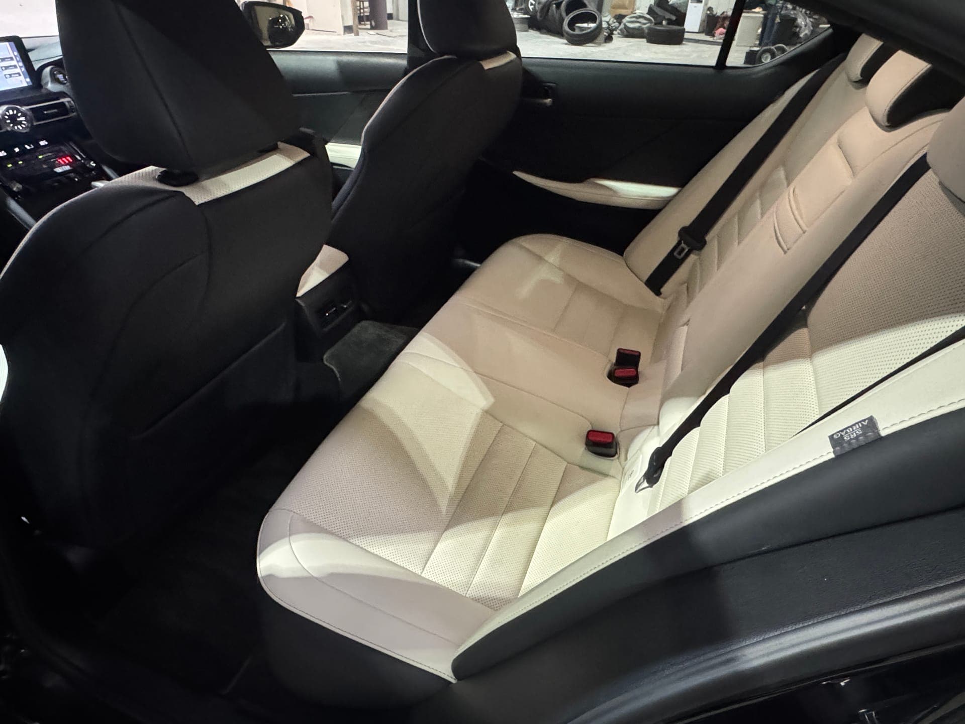 2021 Lexus IS300 F SPORT in Black — photo 20