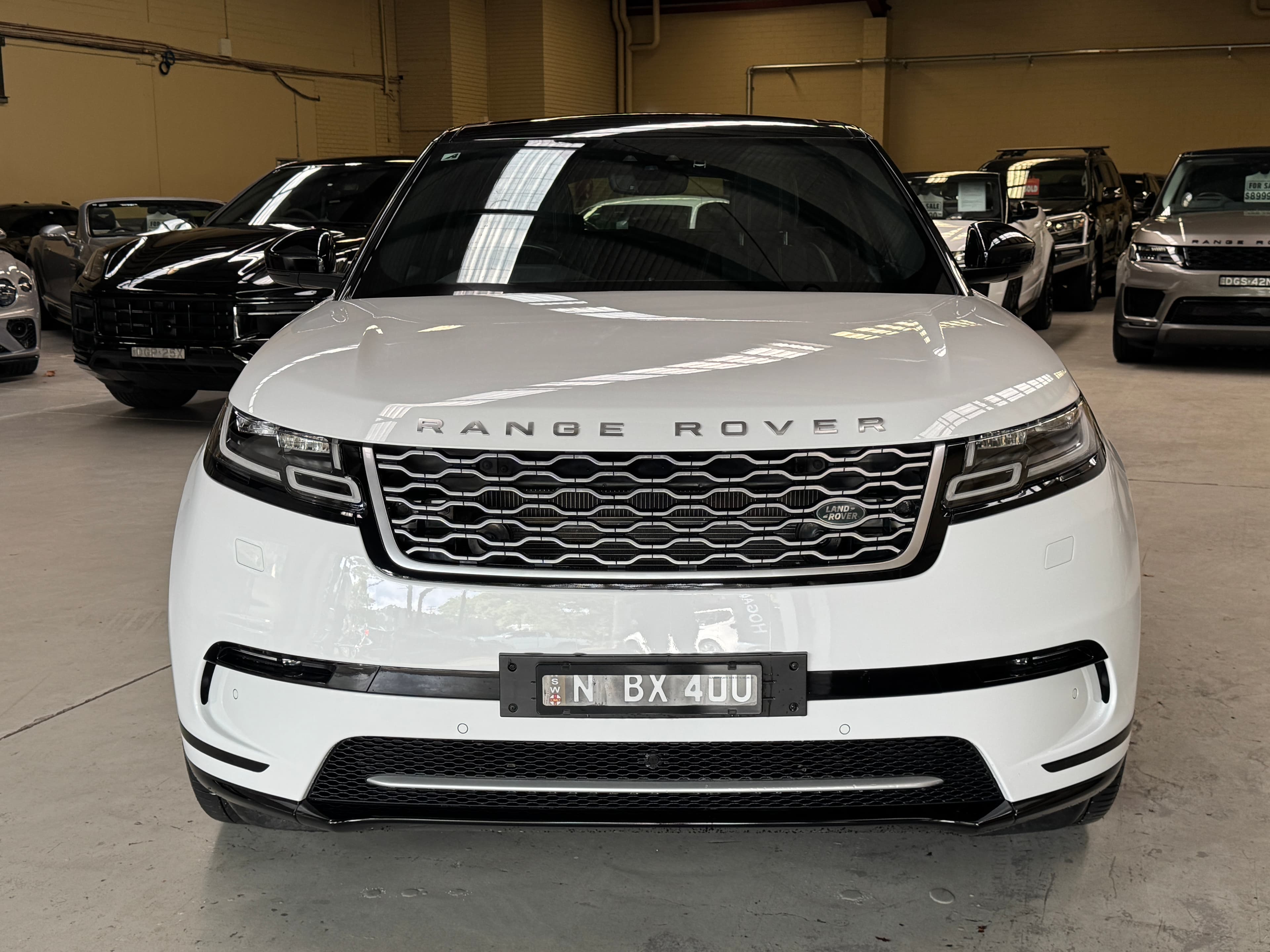 2018 Land Rover Velar D300 S in White — exterior side