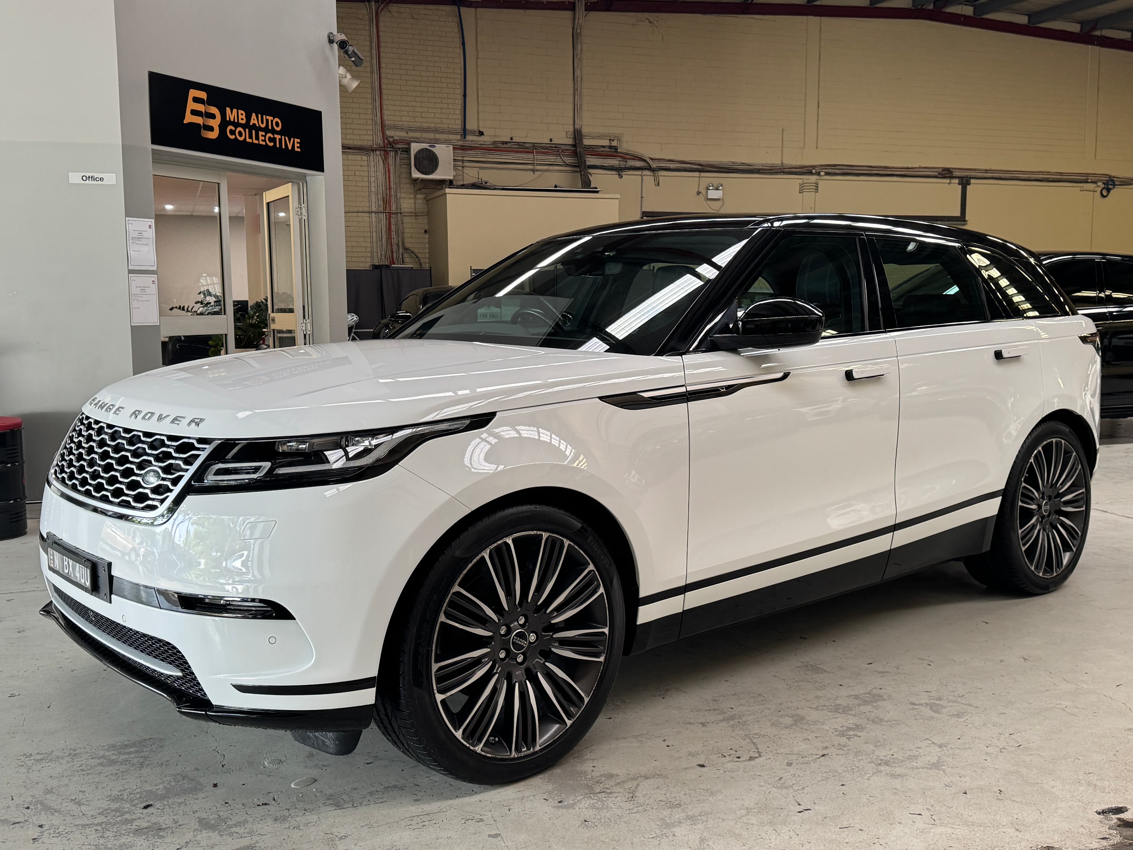 2018 Land Rover Velar D300 S in White — interior