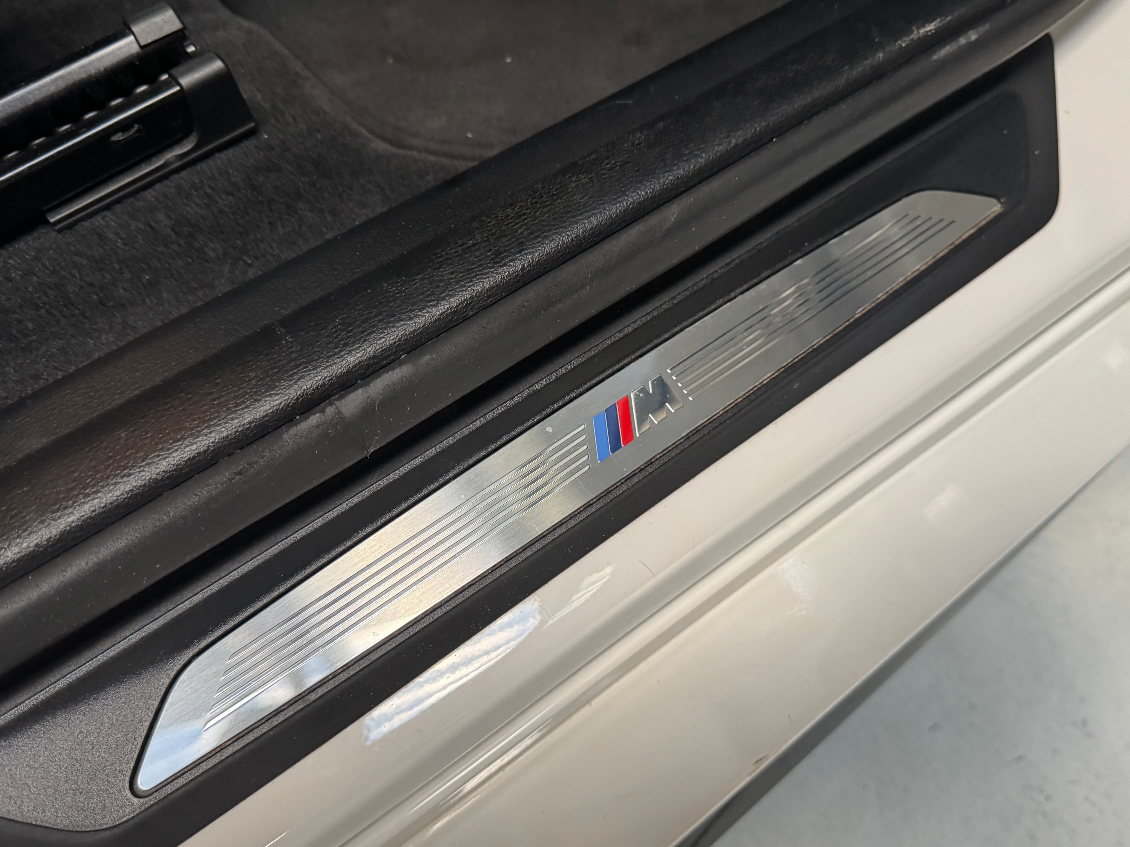 2023 BMW X2 sDrive18i in White — photo 14
