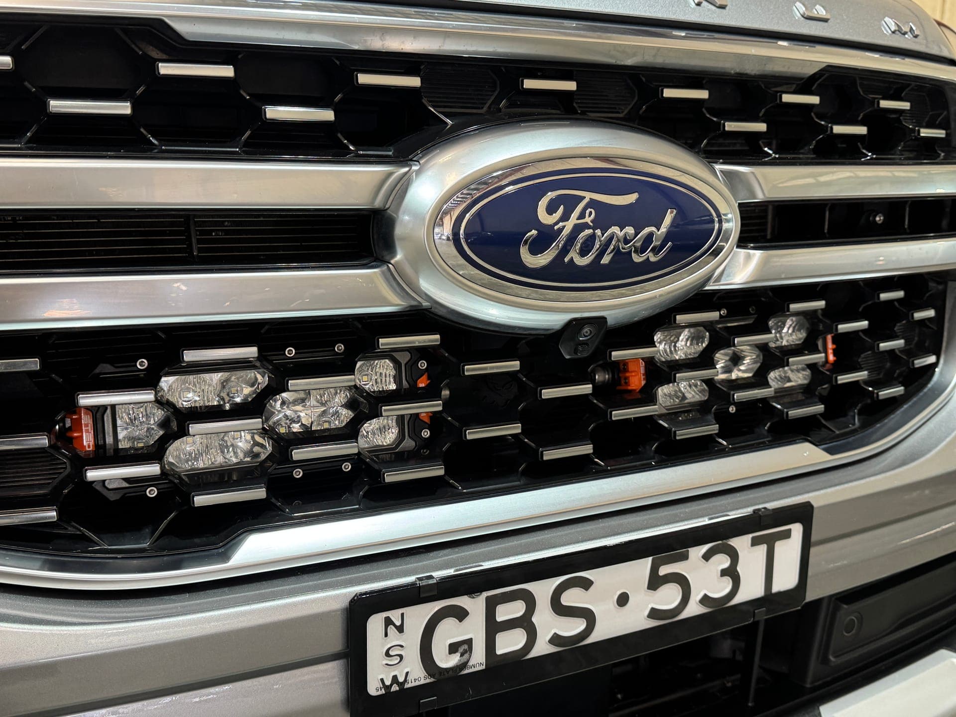 2023 Ford Everest Platinum (4WD) UB MY24 in Silver — infotainment