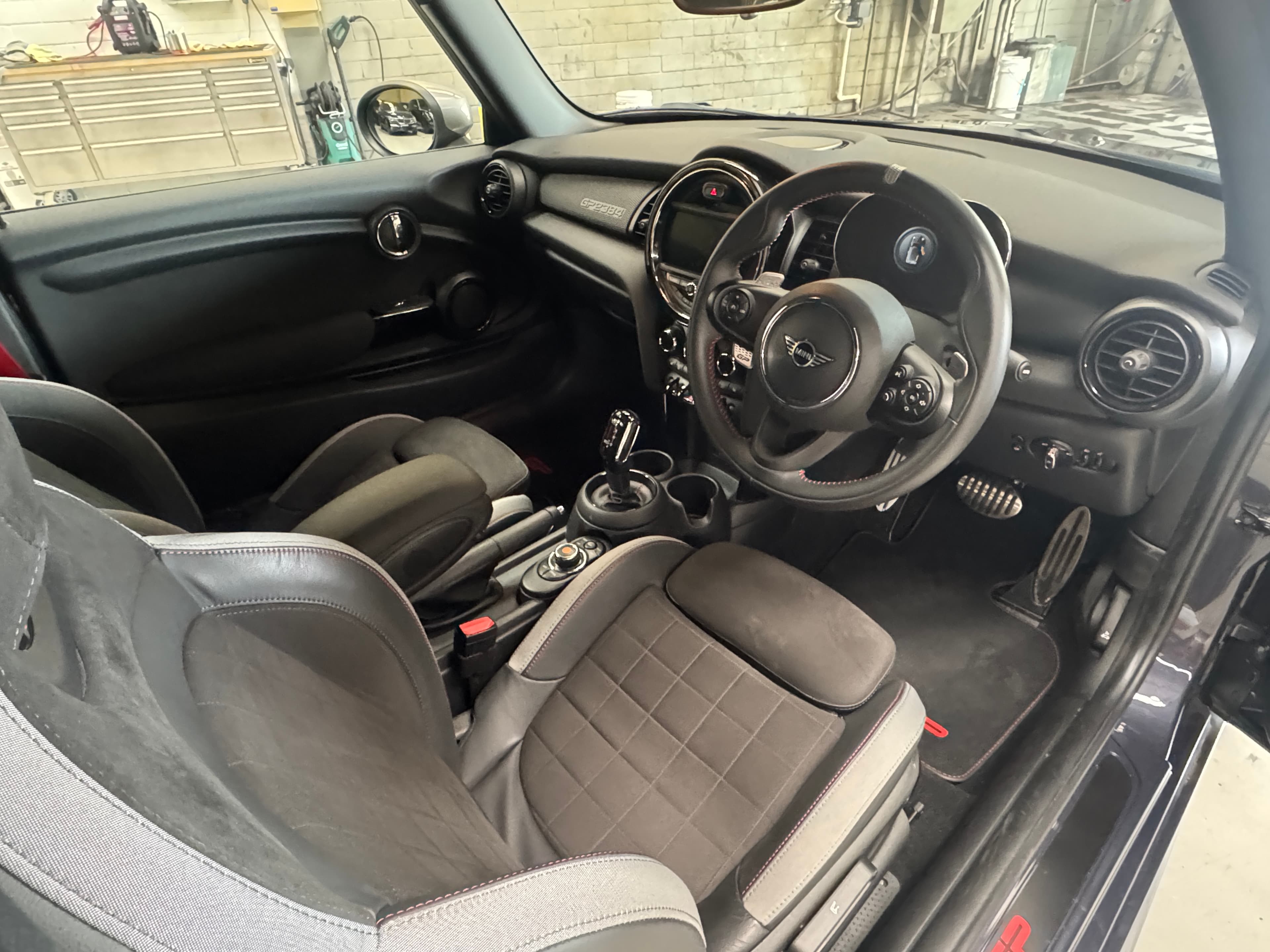 2020 MINI 3D Hatch 3D HATCH JOHN COOPER WORKS GP F56 TURBO MPFI 2.0L 8 SP AUTOMATIC in GREY — photo 15