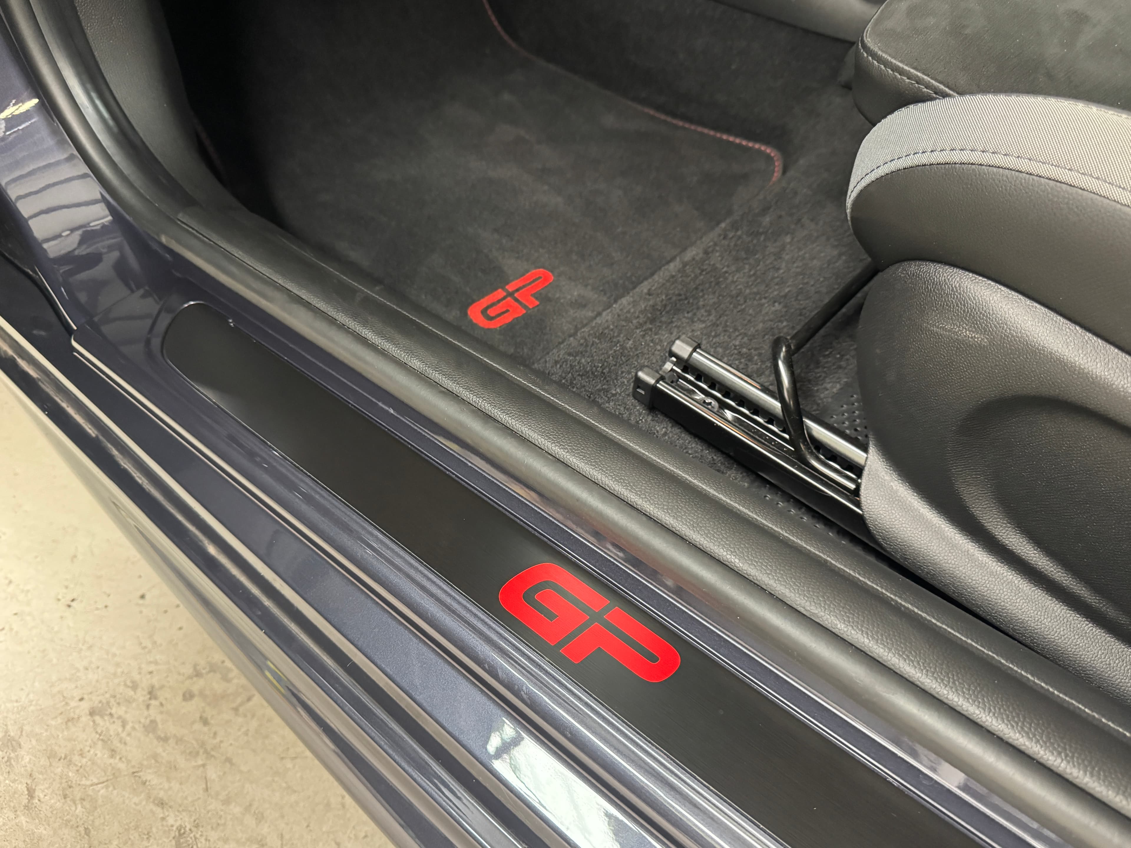 2020 MINI 3D Hatch 3D HATCH JOHN COOPER WORKS GP F56 TURBO MPFI 2.0L 8 SP AUTOMATIC in GREY — photo 19