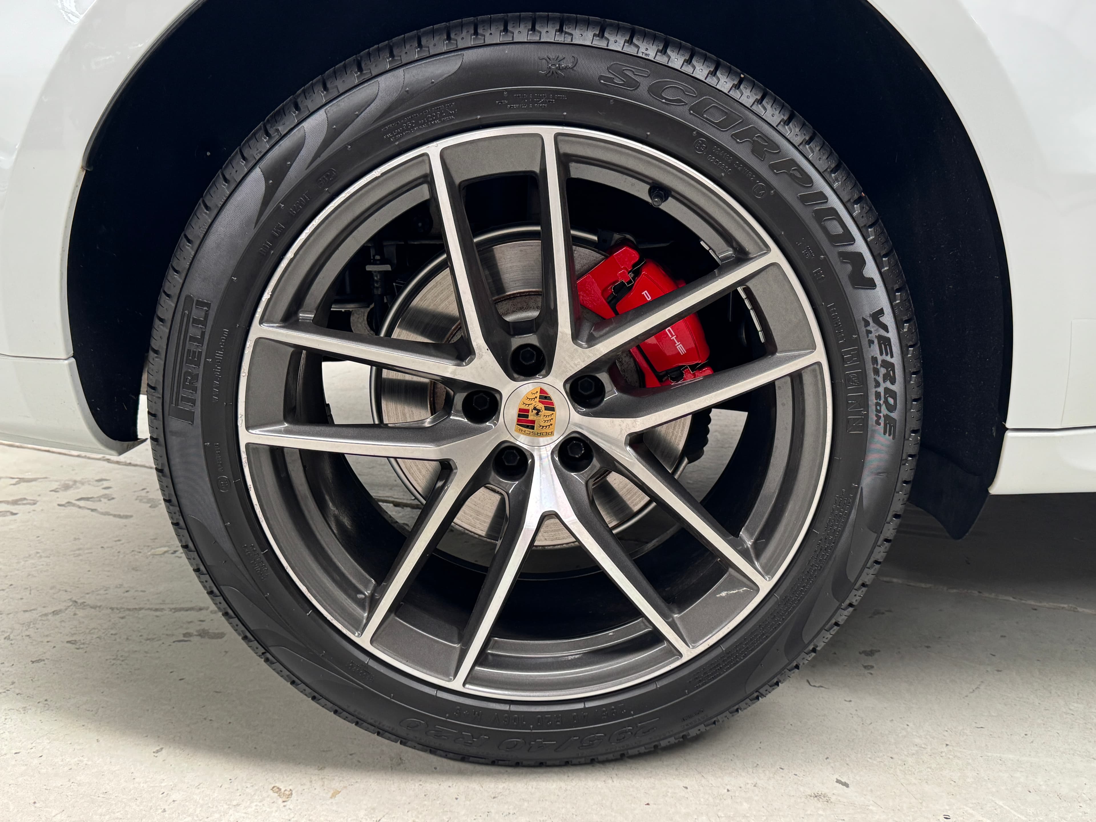 2024 Porsche Macan MACAN S 95B MY24 TWIN TURBO DIR F/INJ 2.9L 7 SP AUTO DUAL CLUTCH in WHITE — odometer