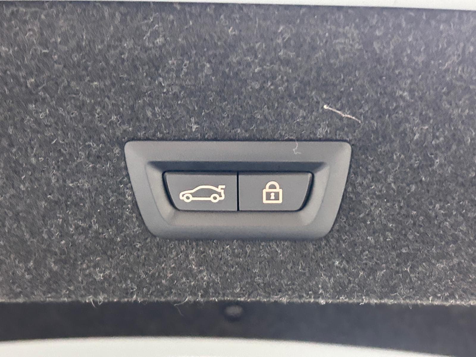 2023 BMW 3 Series 330i M Sport G20 LCI in Grayon — photo 19