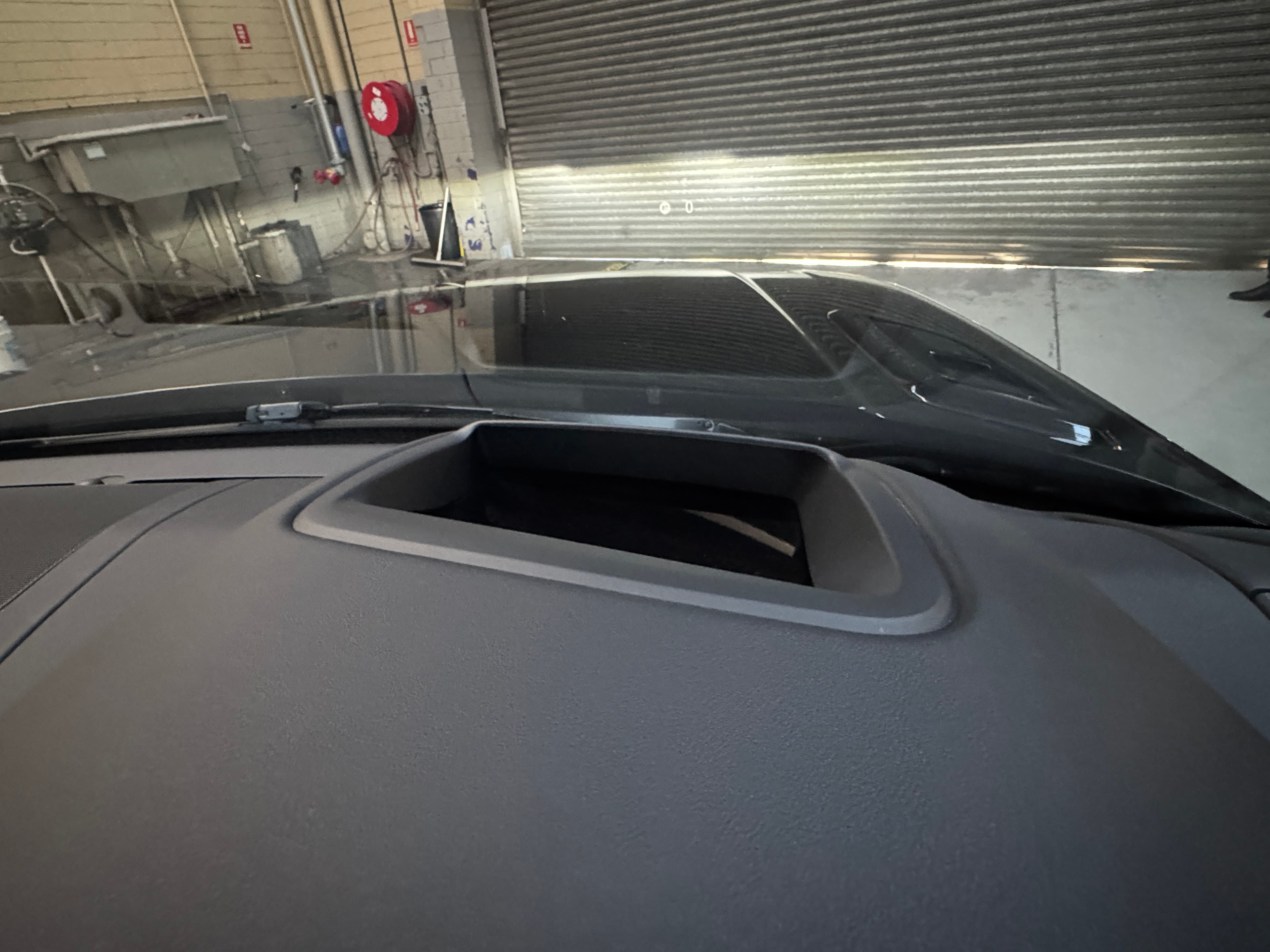 2022 Land Rover Range Rover Sport D250 SE in Black — photo 15