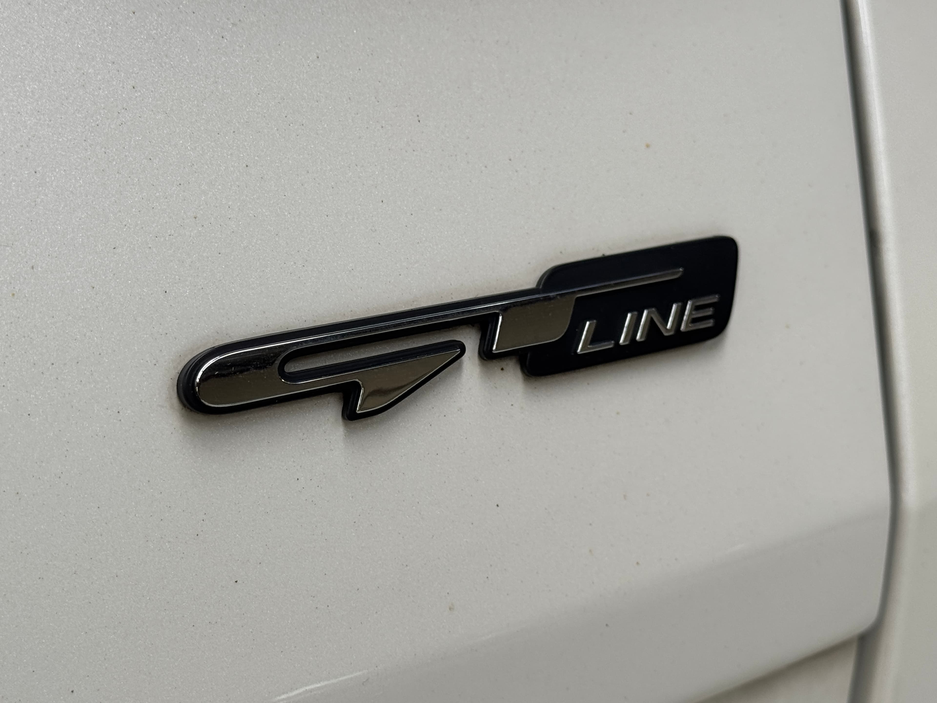 2019 Kia Sportage GT Line in White — boot